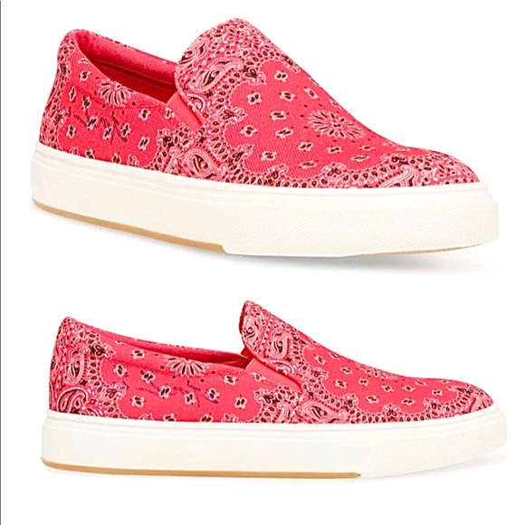 Steve Madden Coulter Red Bandana Print 